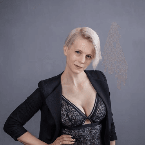 Lenka Vítámvásová
